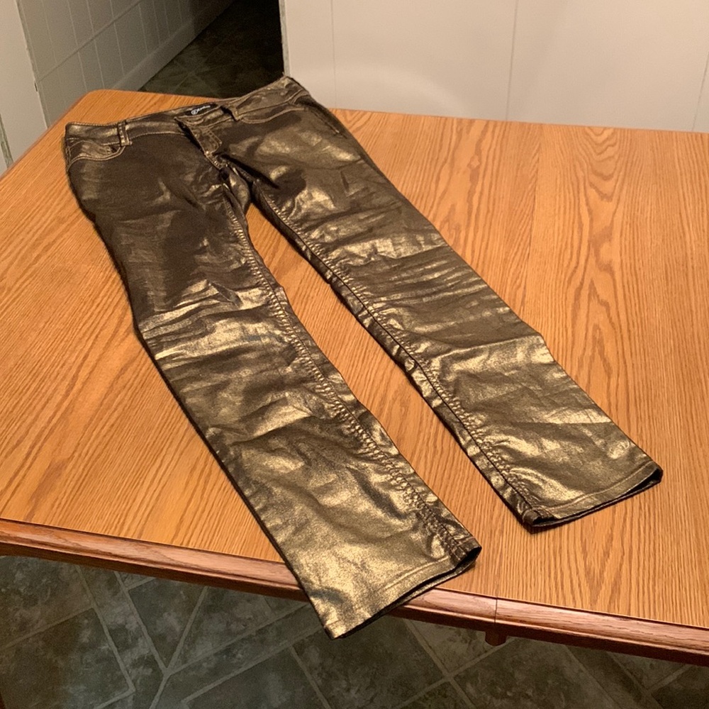 Rewash “Gold” denim type pants, size 7. GOLD/BLACK.